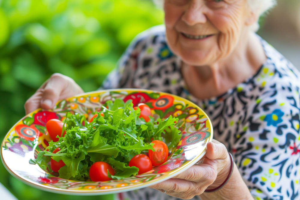 7 Nutrisi Penting untuk Menjaga Kesehatan Lansia