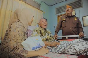 Parenty Donasikan Popok Lembut Berstruktur 3D Pada Veteran Indonesia