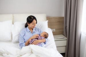 Article 4 Pasca Melahirkan, Bisakah Pakai Popok Dewasa Saat Nifas