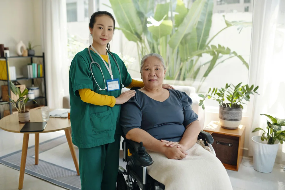 Self Care untuk Caregiver: Cegah Stres dan Kelelahan