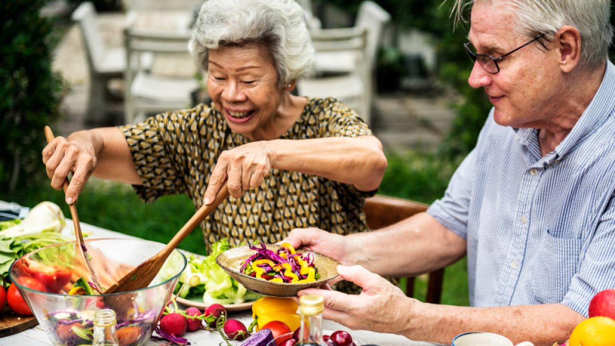 5 Menu Sehat Untuk Lansia Yang Berpuasa