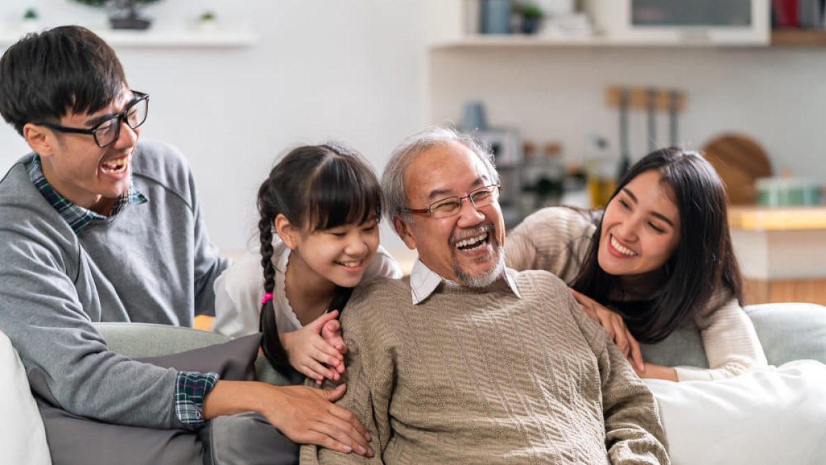 Peran Penting Orang Tua Sebagai Pahlawan Keluarga dan Masa Depan Anak
