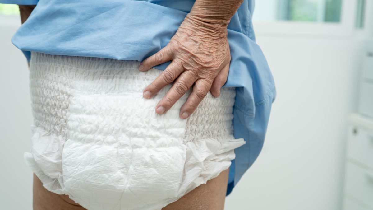 Tips Agar Popok Dewasa Tidak Bocor